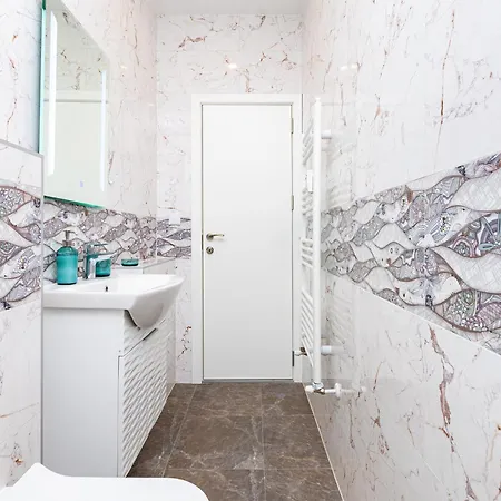 Apartment Serene Living In The Heart Of Plovdiv