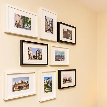 Serene Living In The Heart Of By Flat Mаnager *