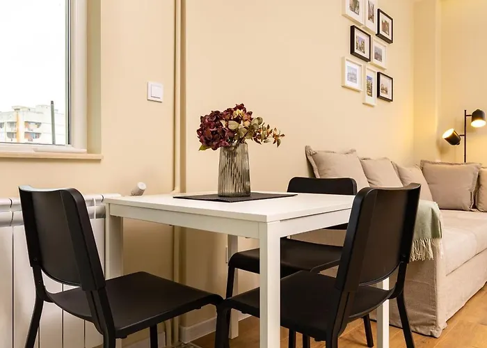 Daire Serene Living In The Heart Of By Flat Mаnager